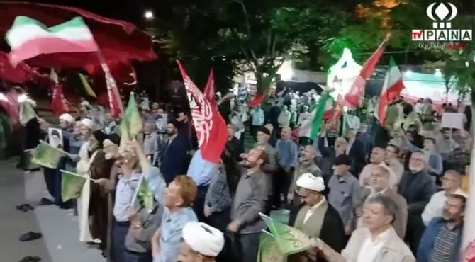 شبِ روشنِ بیجار؛ میعاد مردم با یاد شهدا