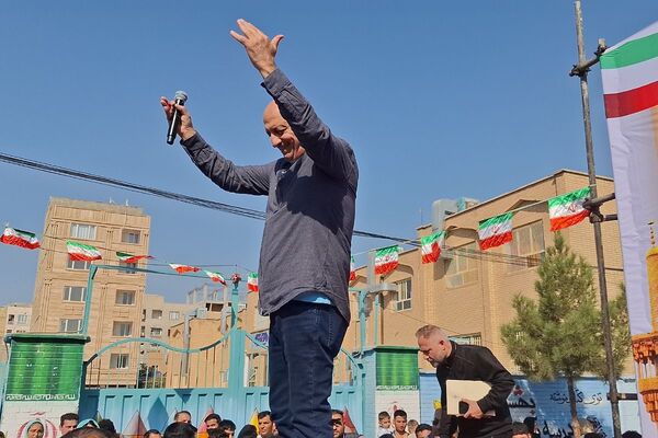  همایش بزرگ پیاده روی خانوادگی در نسیم‌شهر 