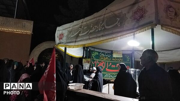 گذری بر چایخانه هیئت فاطمه الزهرا در دویست و سی و یکمین شب از اجتماعات مردمی بلوار فضل نیشابور 