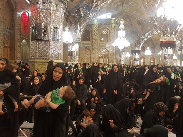 برگزاری بزرگترین اجتماع شیرخوارگان حسینی در حرم مطهر رضوی
