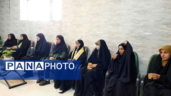 جلسه هماهنگی مربیان و پیشتازان اعزامی خراسان رضوی به اردوی ملی 