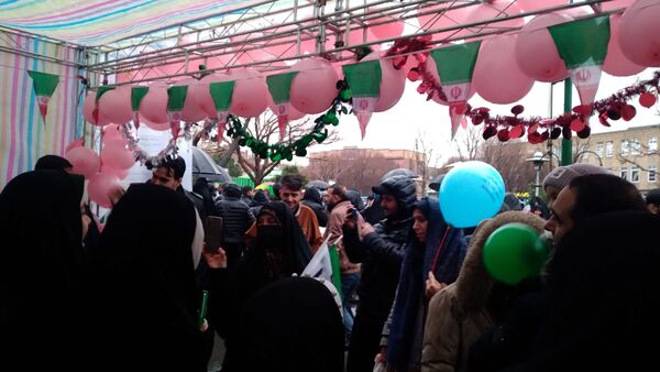 جلوه‌های دانش‌آموزی راهپیمایی ۲۲بهمن در تبریز