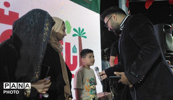 اجتماع باشکوه مردم در چهارراه مخابرات به مناسبت عید غدیر