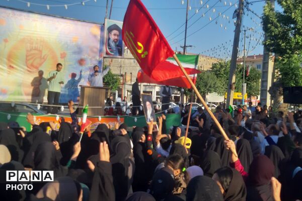 خیابان‌های لردگان، غرق در نور غدیر