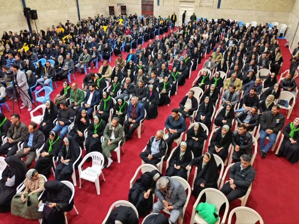 جشن بزرگ دختری من و بابام در دبیرستان شهید جهانی ابرکوه