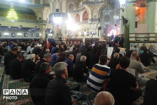 مراسم گرامیداشت رهبر شهید انقلاب اسلامی در حرم مطهر حضرت عبدالعظیم حسنی (ع) شهرری