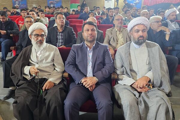 یادواره شهدای دانش‌آموز شهرستان ورامین 