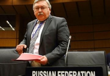 اولیانوف: آمریکا باید در مذاکرات با ایران اخاذی را کنار بگذارد