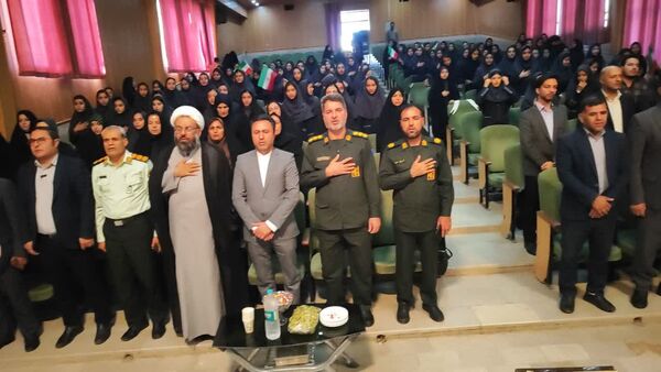 آئین پرطنین زنگ مهر و مقاومت در مدارس شهرستان خاتم 