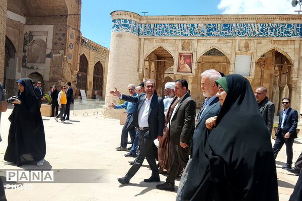 پروژه مرمت و بازسازی مساجد در شیراز
