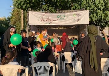 مساجد،سرای محلات و مدارس از جمله پایگاه‌های عمده ما برای آموزش سلامت شهروندان می باشد