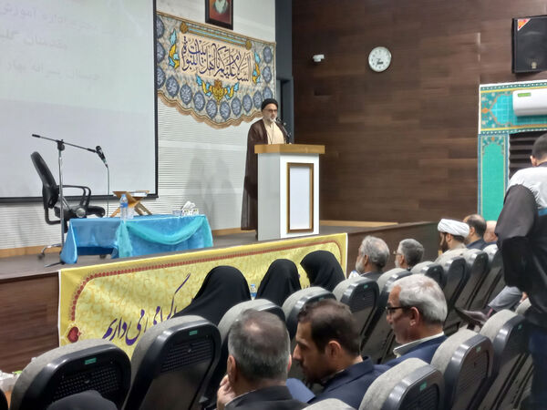 آیین افتتاح زمین چمن مدرسه بهار نور معرفت در قم