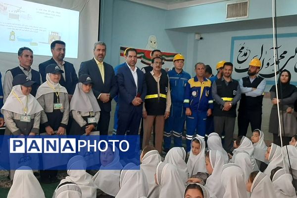  همیاران گاز در دبستان توفیق شهرستان رباط‌کریم