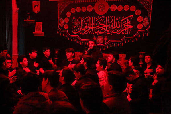 عزاداری نوجوانان فاطمی در سالروز شهادت امام موسی کاظم(ع)