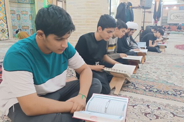 مراسم معنوی اعتکاف دانش‌آموزی(پسران) در مساجد کرمانشاه