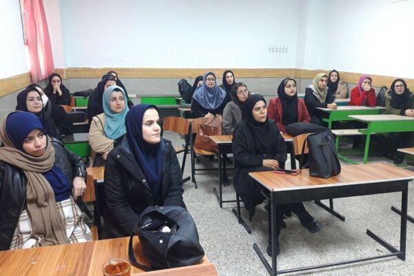 اولین دوره آموزشی آموزگاران با هدف کیفیت بخشی برنامه های سلامت و تندرستی 