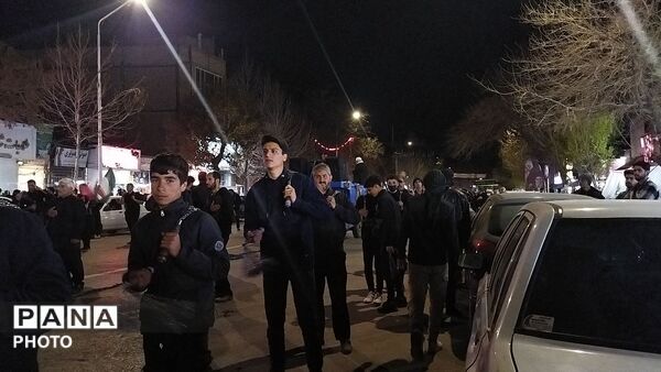 عزاداری های خیابانی در شب شانزدهم شهادت رهبر معظم انقلاب اسلامی در نیشابور 
