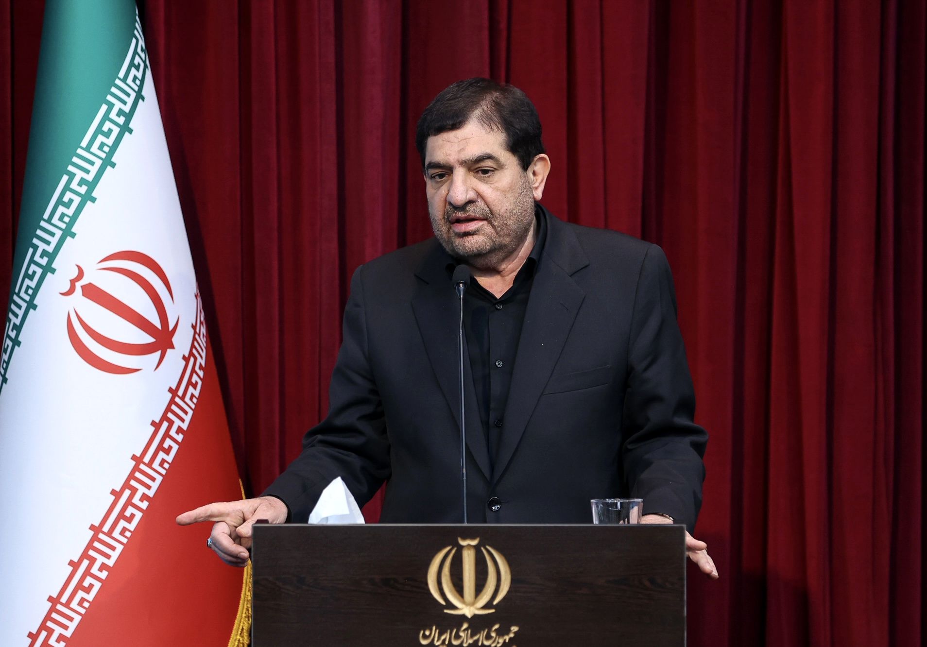 همچنان در بخش آب و برق مشکلاتی داریم، اما دیگر با بحران مواجه نیستیم