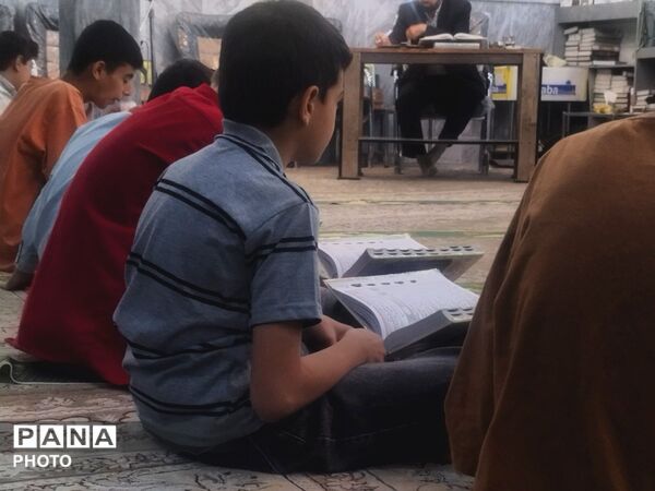 مسابقات قرآنی نوجوانان به همت بسیج دانش‌آموزی مسجد فدایان شاهزاده قاسم 