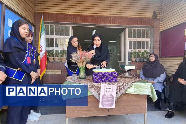 انتخابات همیار مشاور در مدرسه حضرت فاطمه(س)