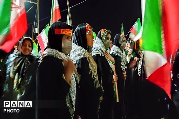 هستیم بر عهدی که بستیم تا آخر جان