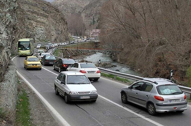 ترافیک سنگین در جاده چالوس و آزادراه تهران-شمال/ اعلام محورهای مسدود و مسیرهای جایگزین