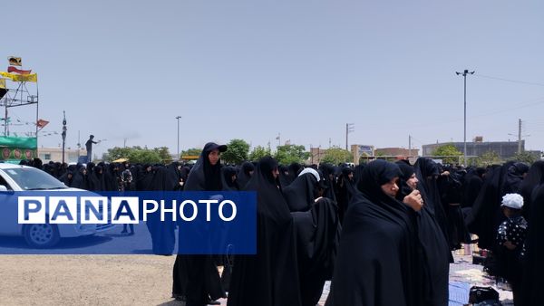 برگزاری نماز ظهر عاشورا در خلیل آباد 