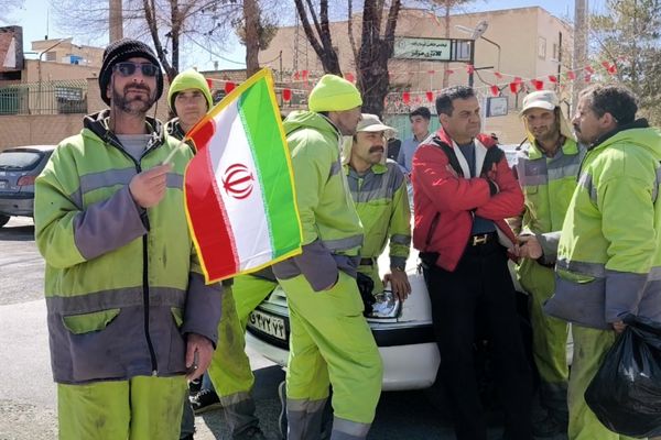 راهپیمایی ۲۲ بهمن در چهل و ششمین سالگرد پیروزی شکوهمند انقلاب اسلامی در شهرستان آباده