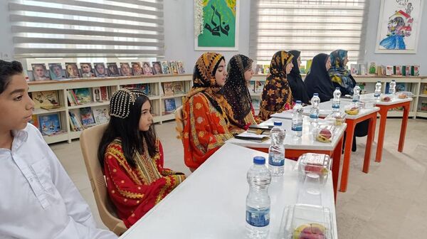 حضور مسئولان کانون پرورش فکری کشور در جاسک و نوید اجرای تماشاخانه سیار