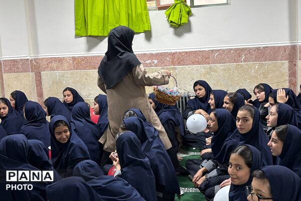هر دانش‌آموز، یک مهارت؛ گامی در مسیر توانمندسازی دانش‌آموزان دبیرستان نشاط