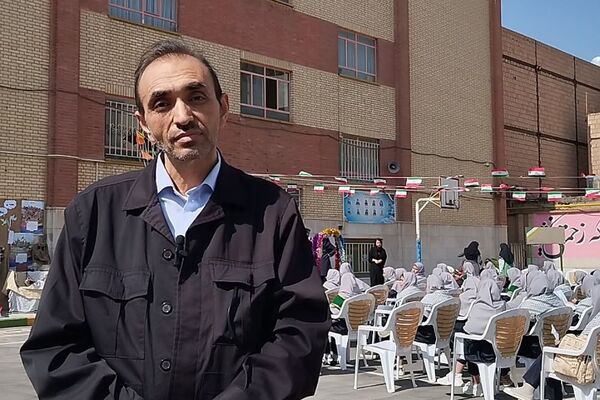 اولین جشن جوانه‌ها در مدرسه نشاط بهارستان‌2