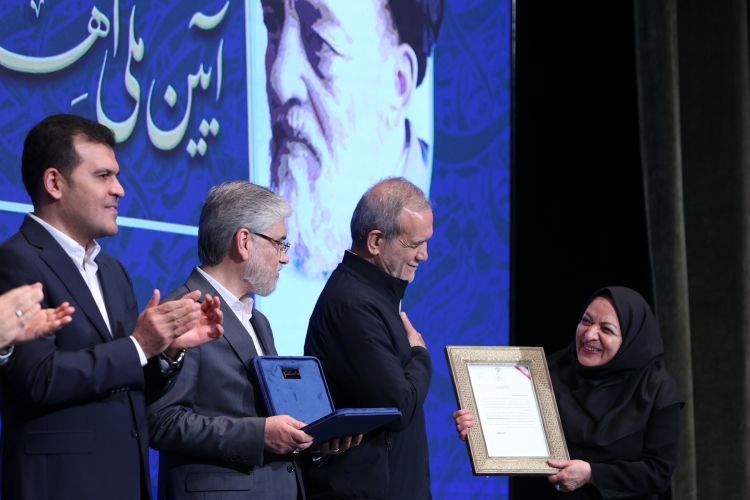 تلاش کرده‌ایم عرصه حضور دانشمندان در میدان برای حل مشکلات فراهم شود