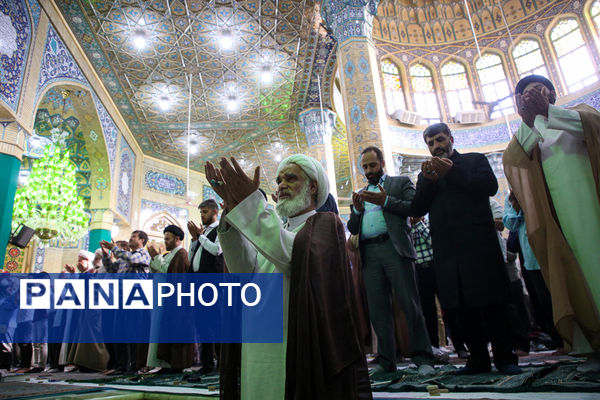 نماز عید قربان در مسجد مقدس جمکران