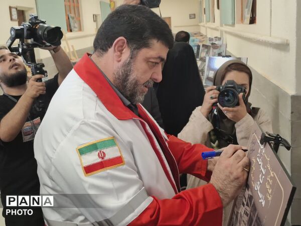 زنگ آغاز سال تحصیلی در دبستان شهید محلاتی منطقه ۱۲ تهران