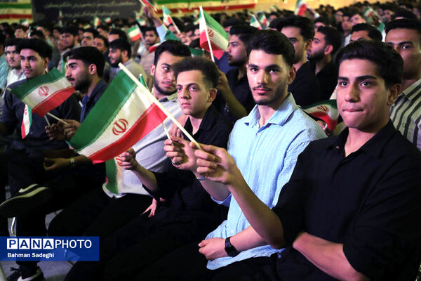 آیین استقبال از نو دانشجو معلمان دانشگاه فرهنگیان