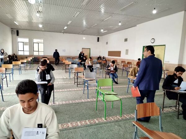 بازدید هیات کارشناسی اداره‌کل از حوزه‌های امتحانی خاتم 