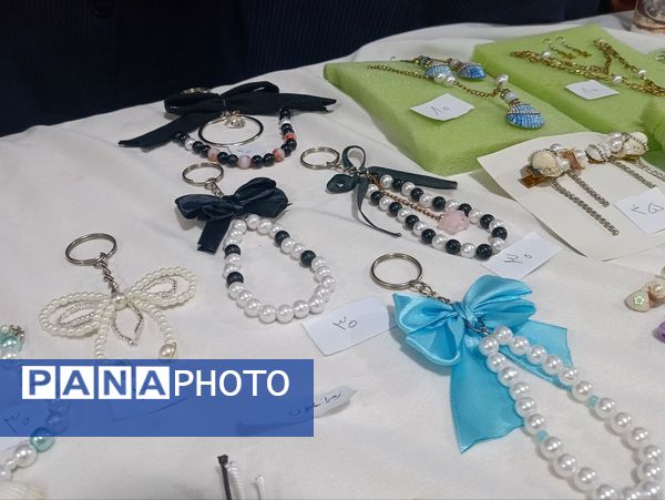 برگزاری بازارچه دانش‌آموزی در دبیرستان دکتر جواد حداد ۲ ناحیه 5