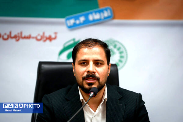 دومین روز نشست کارگروه تدوین سند دوازدهمین دوره مجلس دانش‌آموزی-2