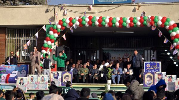 به صدا درآمدن زنگ انقلاب در مدرسه 22 بهمن شهرستان نظرآباد