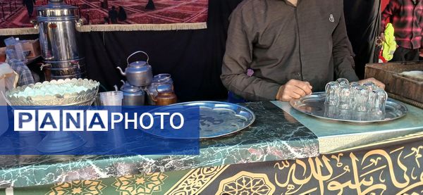 استقبال از زائران کربلا در بازگشت از کربلا