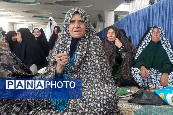 اقتدار مردم شهرستان لردگان در نماز جمعه