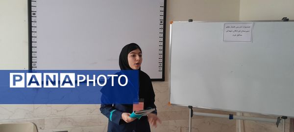 برگزاری جشنواره تدریس همیار معلم در دبیرستان فرزانگان استعداد درخشان ملارد