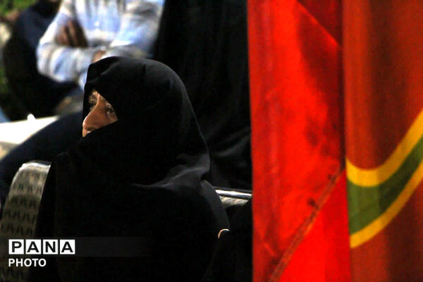 محفل شعرای یزدی در روز دختر