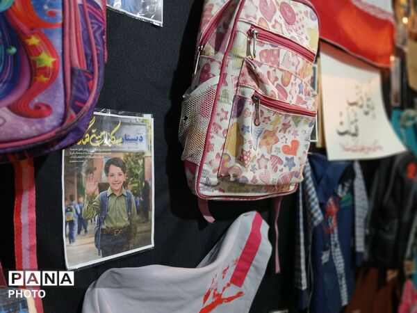 فرهنگیان و دانش آموزان گلستان همچنان پای میدان