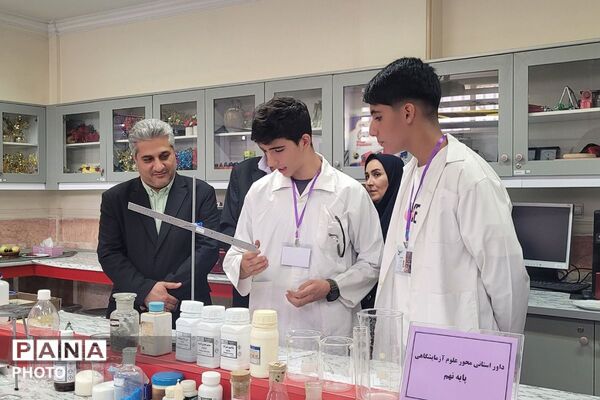 درخشش استعدادهای علمی مرحله استانی دوازدهمین جشنواره نوجوان خوارزمی در بهارستان‌دو