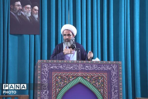 آئــیــــن عبـــــادی سیـــــاسی نـمــازجـمعه شهرستـان فردیــــس