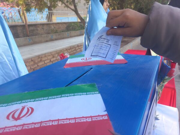 انتخابات شورای دانش آموزی در مدرسه فرهنگ خلیل آباد