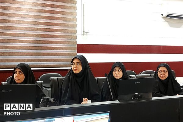 آیین تودیع و معارفه فرمانده بسیج دانش‌آموزی اداره آموزش و پرورش کهریزک 