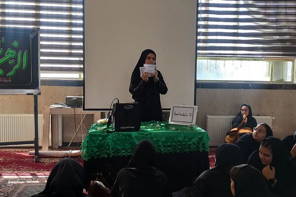 مراسم عزاداری و توزیع نذری به مناسبت ایام فاطمیه در مدارس شهرستان ورامین
