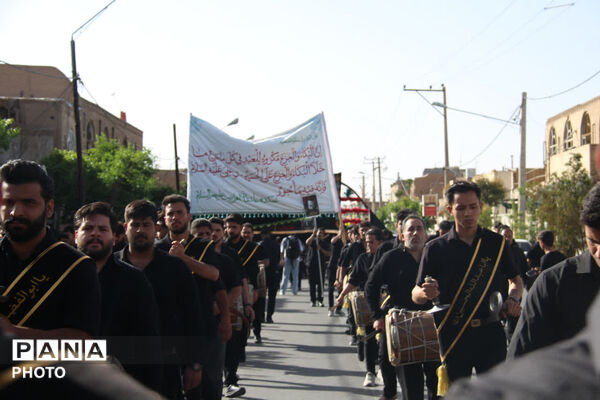 امامزاده جعفر یزد میزبان دسته عزای عزادارن شهادت امام صادق (ع)